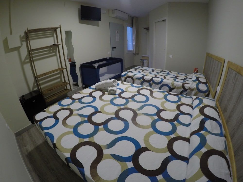 L'Hostalet d'Arenys de Mar Triple Room 6