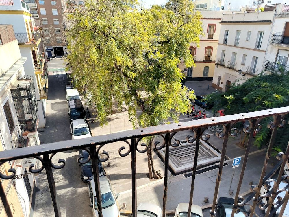 Pensión Pérez Montilla Twin Room, Shared Bathroom, City View 4