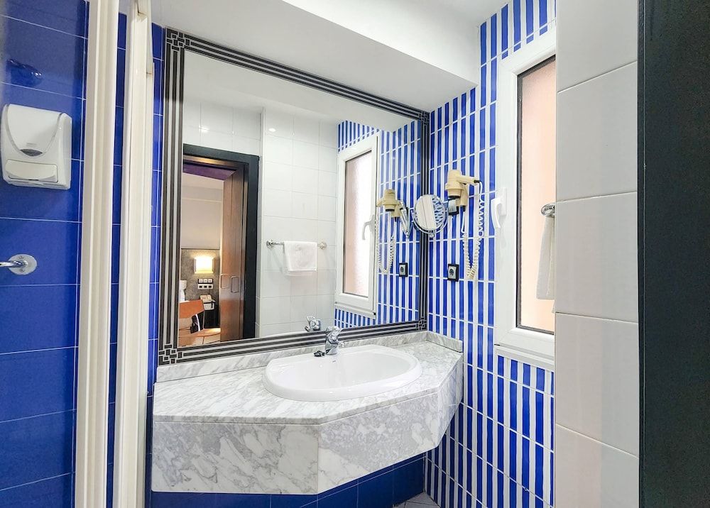 Hotel Faranda Pathos Gijon, Ascend Hotel Collection 1 single bed 5