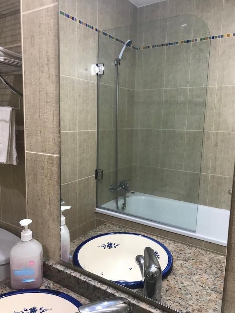 Hostal Goyesco Plaza Double or Twin Room 17