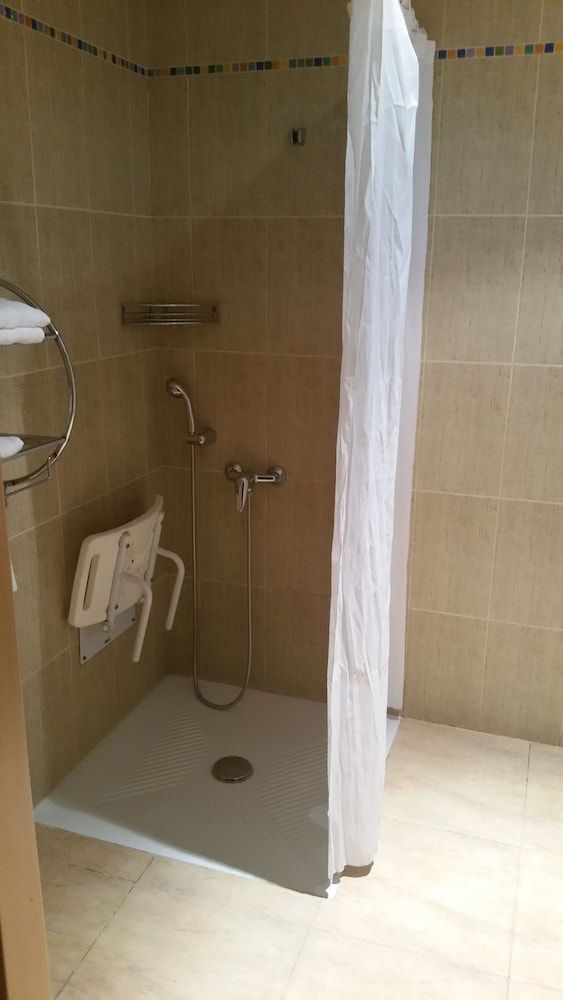 Hostal Goyesco Plaza Double or Twin Room 20