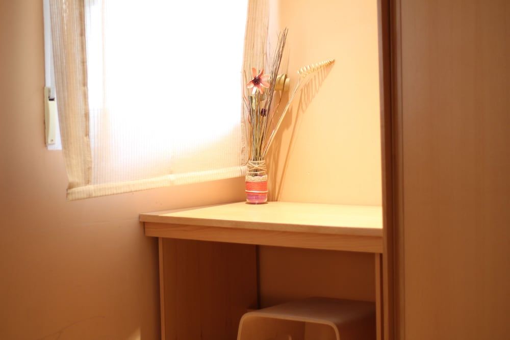 Hostal Goyesco Plaza Triple Room 8