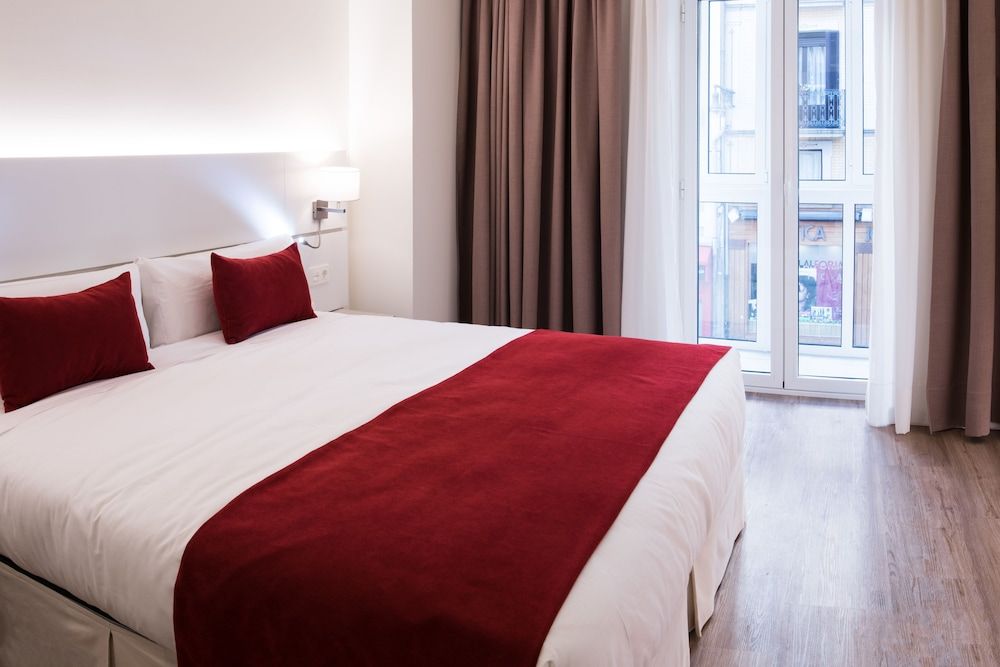 Hotel Pompaelo Urban Spa Standard Double or Twin Room, Balcony 3