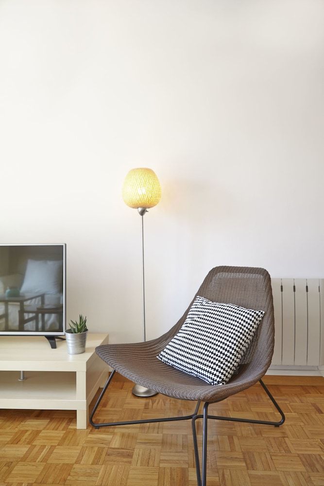 Sagrada Familia Sun Apartment, 3 Bedrooms, Balcony, City View 18