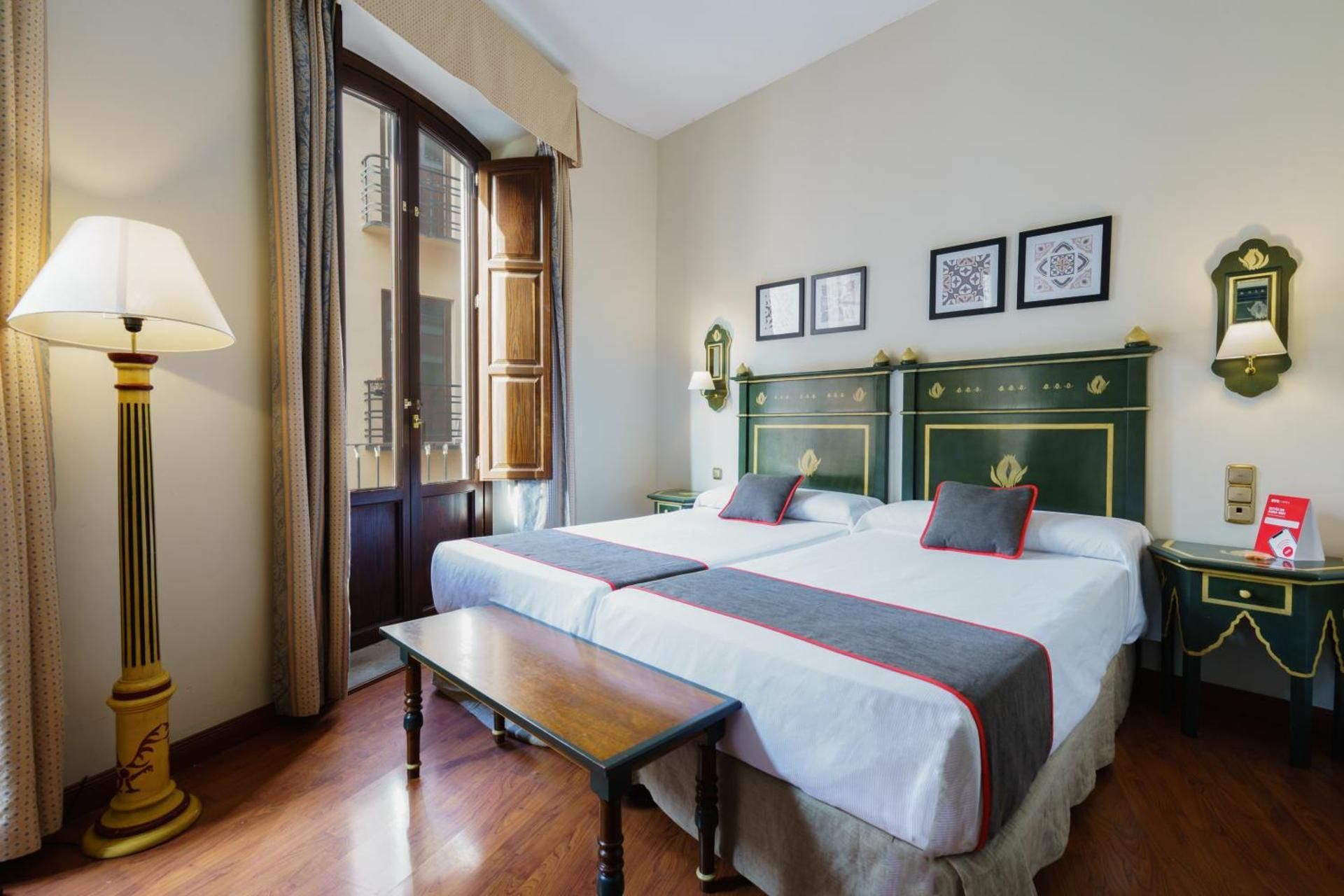 Standard Room with 1 Queen Bed or 2 Single Beds