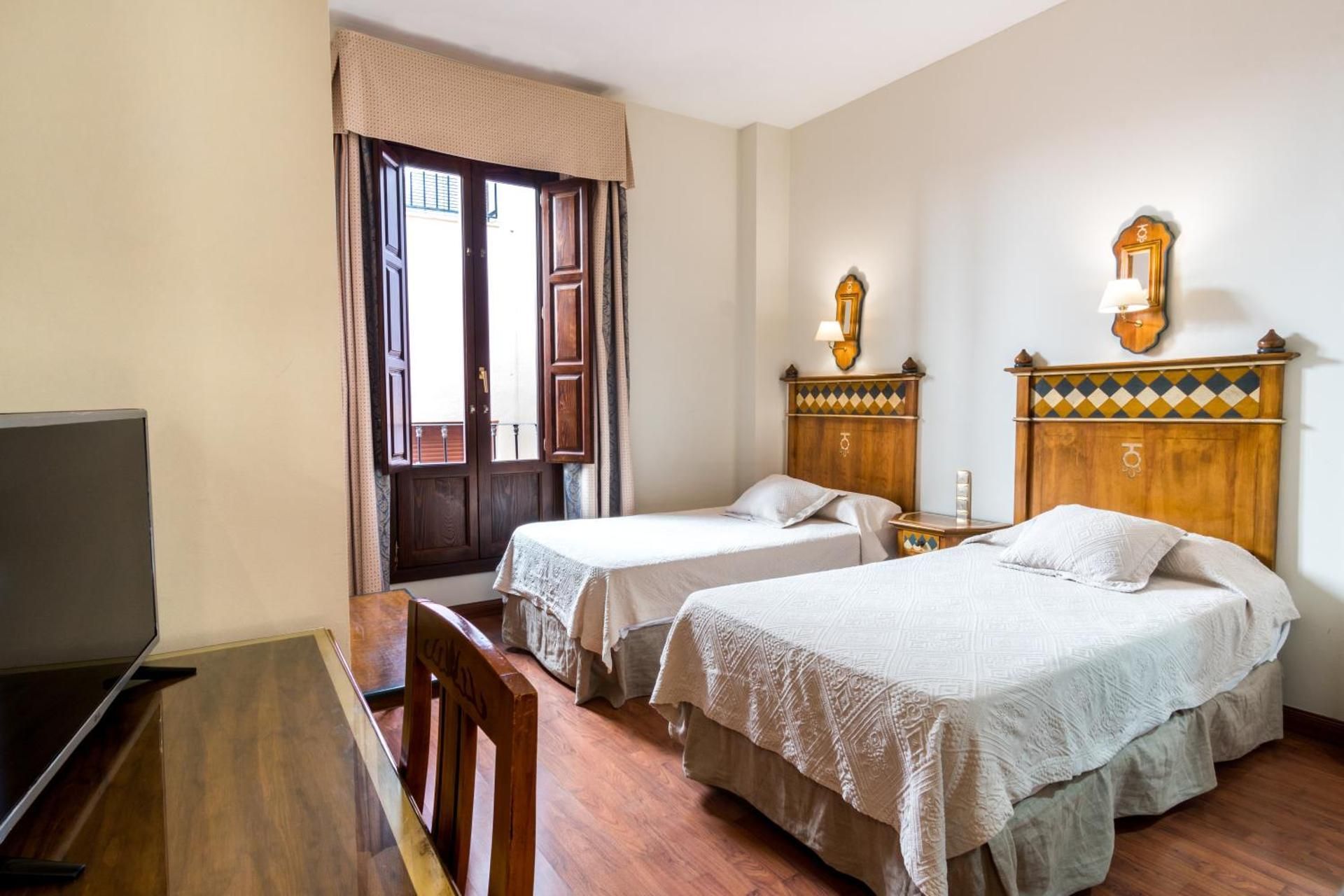 Economy Double Room with 1 Double Bed or 2 Single Beds, and Private Bathroom