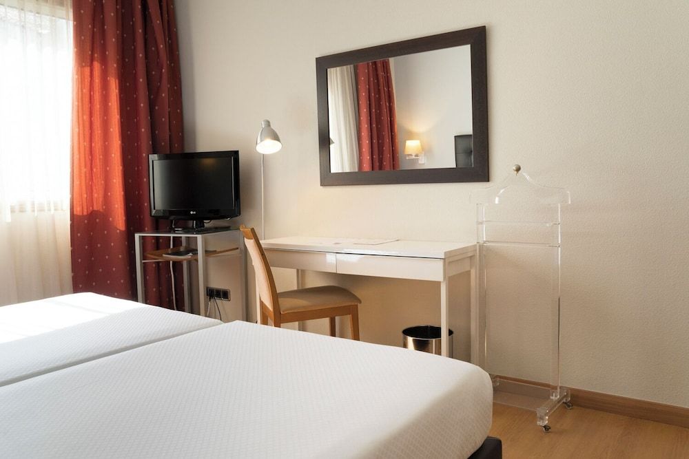 Hotel Sercotel Tres Luces Double Room Single Use 7
