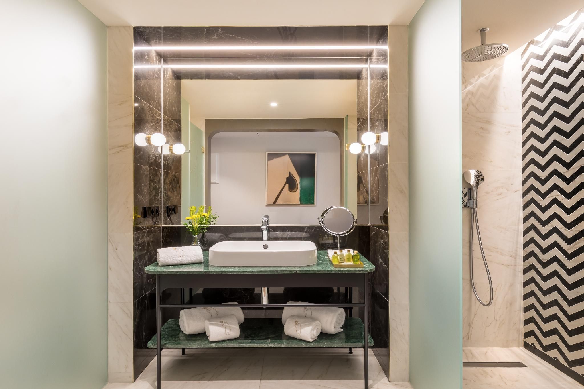 Premium Room City Views