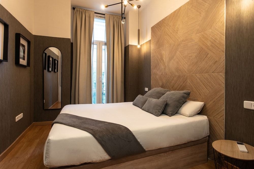 undefined Suites You Zinc 7