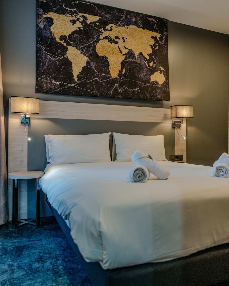 Hôtel Univers Standard Double or Twin Room 4