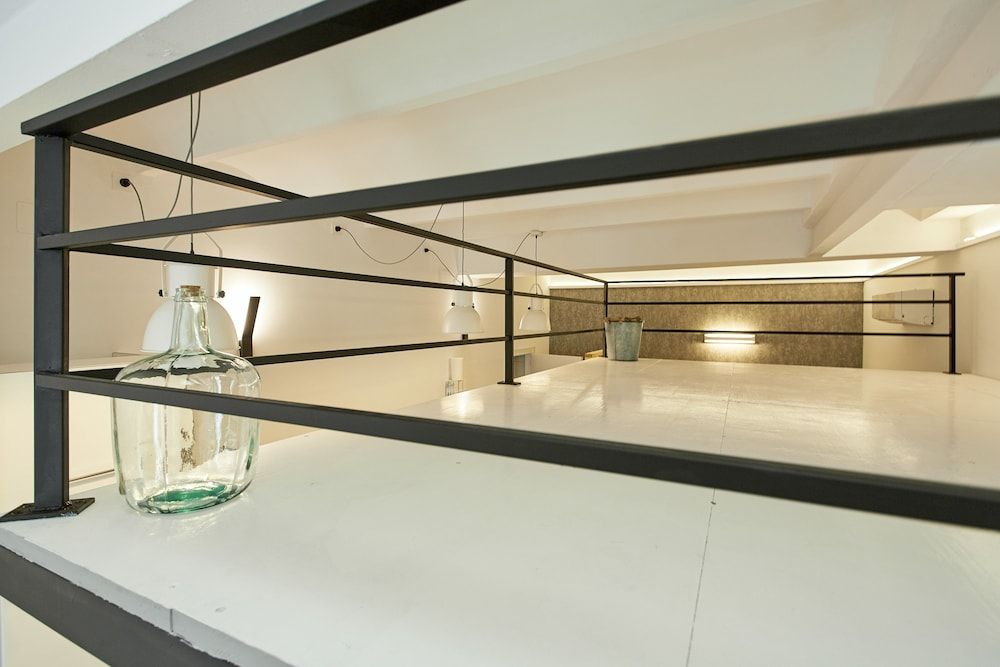 Urban District Apartments - Barcelona Smart Vintage Loft, 1 Bedroom 15