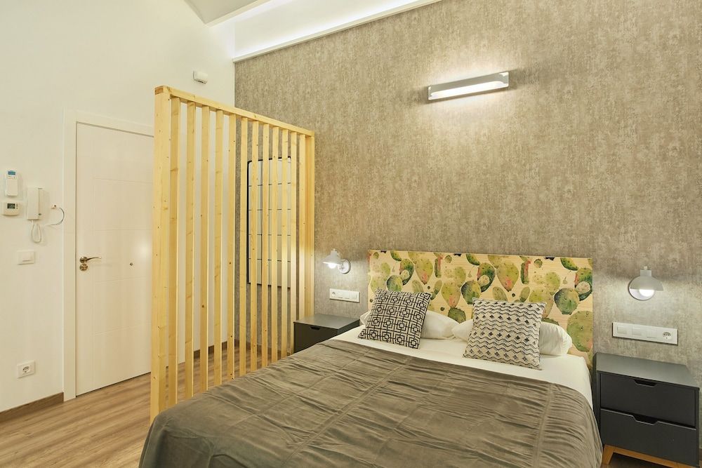 Urban District Apartments - Barcelona Smart Vintage Loft, 1 Bedroom 20