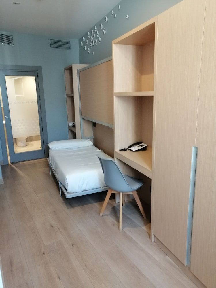 Hotel Atalaia B&B Basic Single Room, Private Bathroom