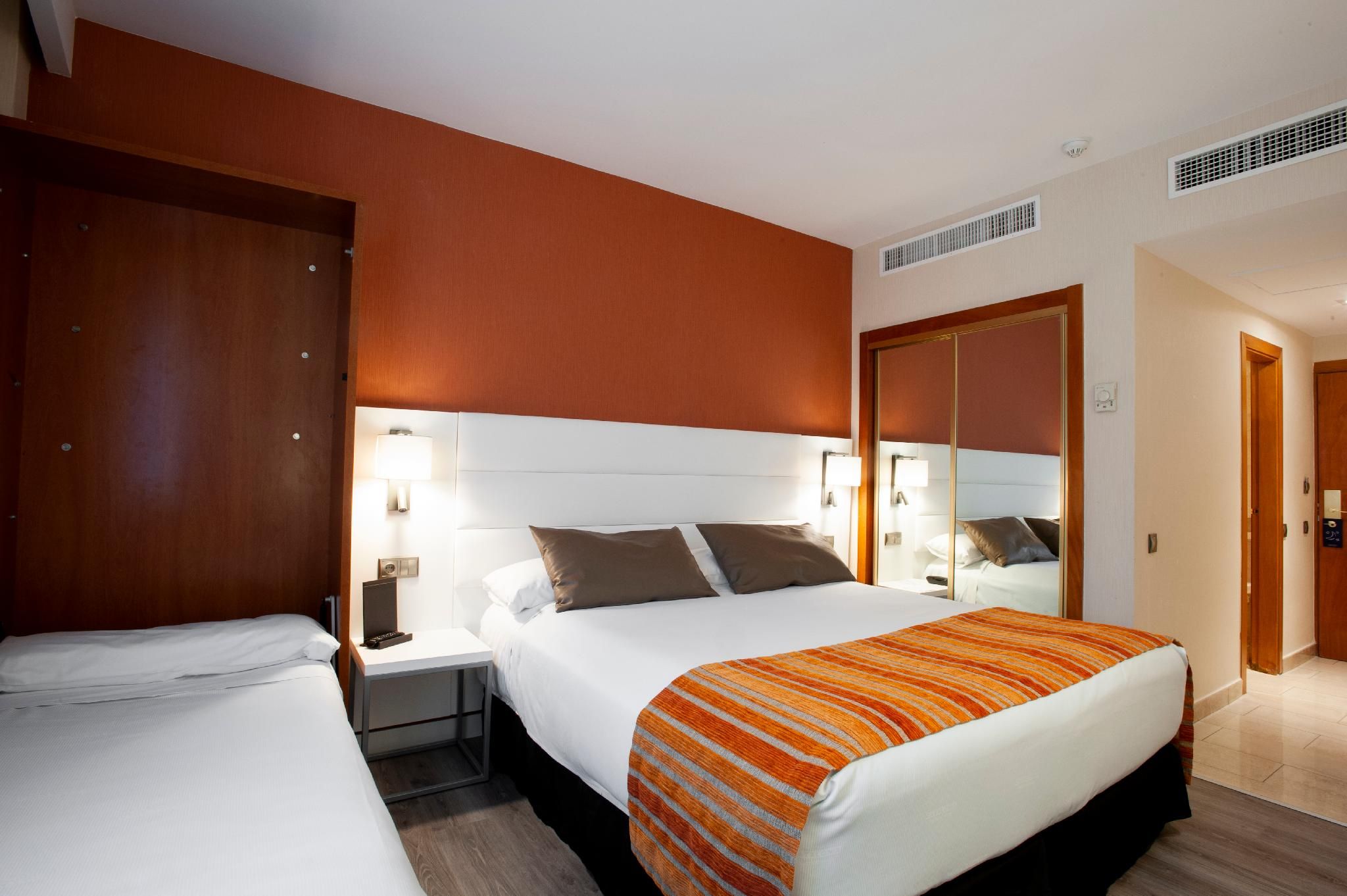 Hotel Catalonia Conde de Floridablanca Triple Room - 2 Adults and 1 Child