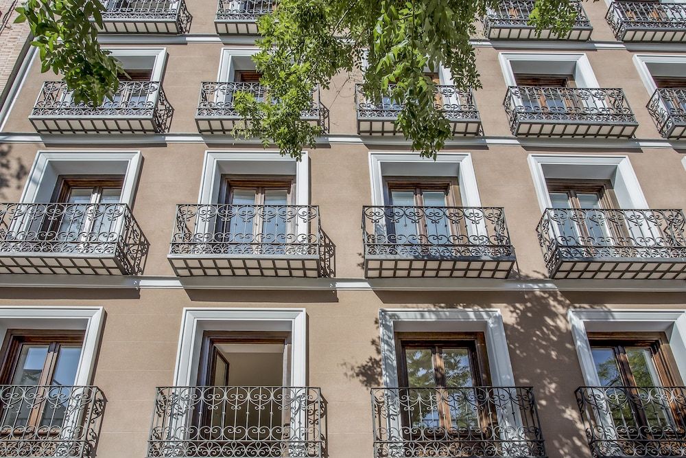 undefined Slow Suites Luchana 2