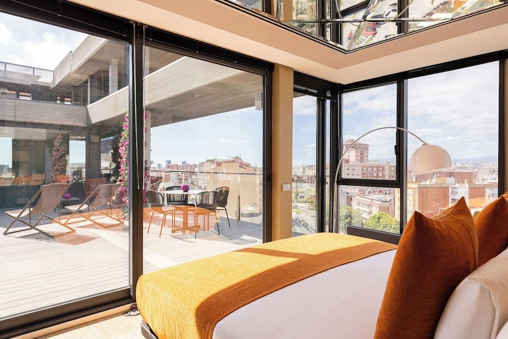 Cosmo Apartments Sants Panoramic Penthouse, Multiple Beds, Private Pool, City View 3