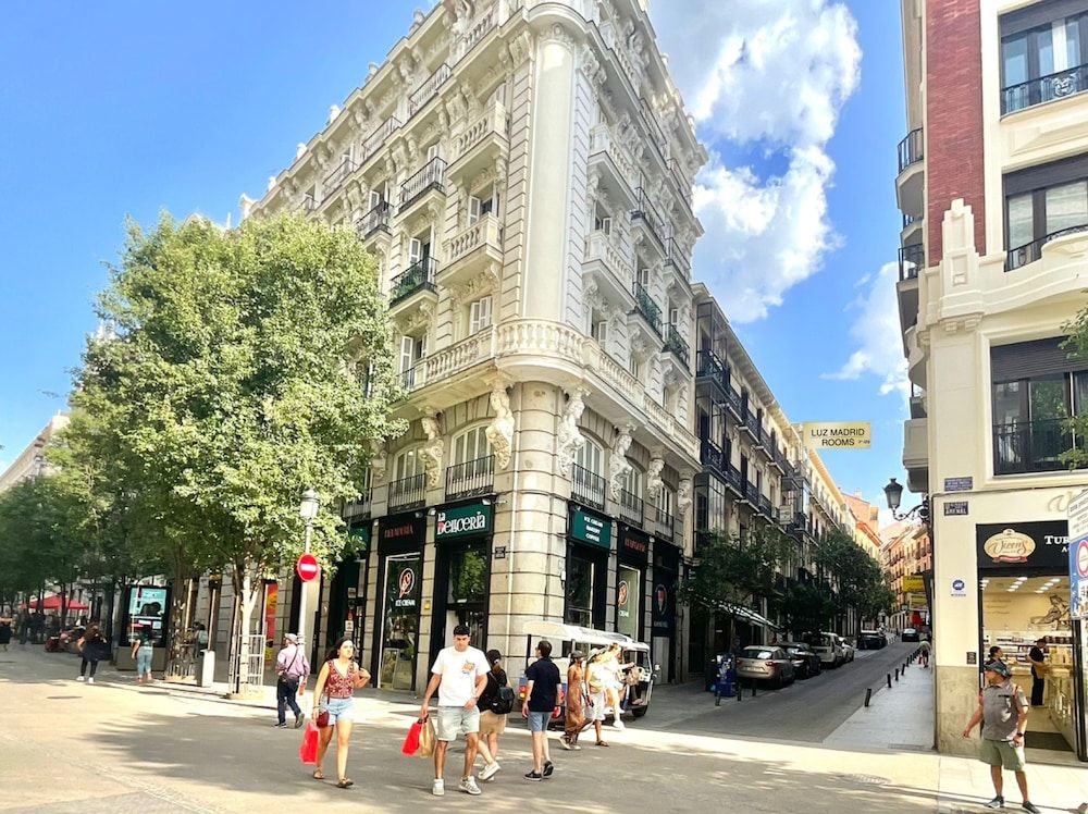 undefined Luz Madrid Rooms 2