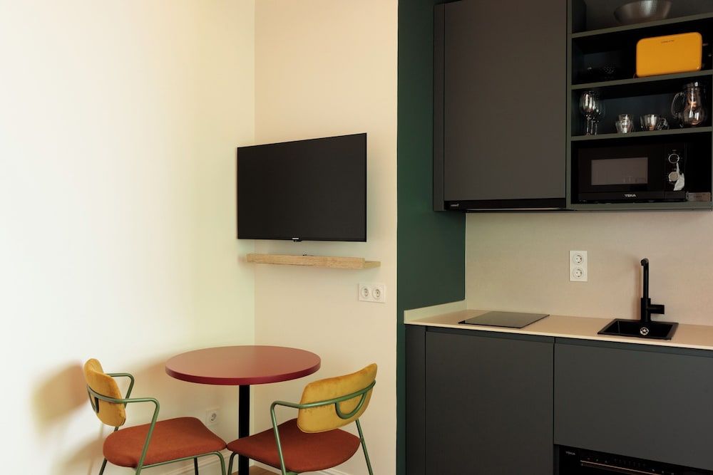 Blume Cruz Suites Standard Suite, Kitchen (1, 2 and 3 pax) 17
