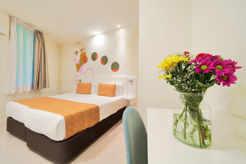 Blume Cruz Suites Standard Suite, Kitchen (1, 2 and 3 pax) 3