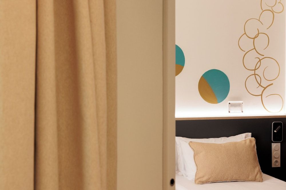 Blume Cruz Suites Standard Suite, Kitchen (1, 2 and 3 pax) 23
