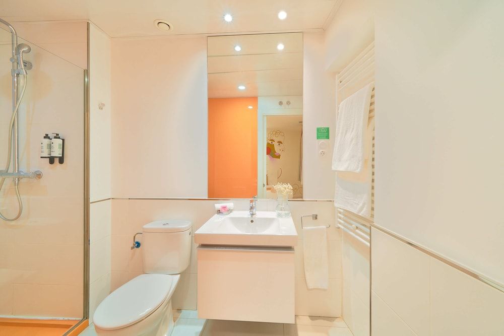 Blume Cruz Suites Standard Suite, Kitchen (1, 2 and 3 pax) 10