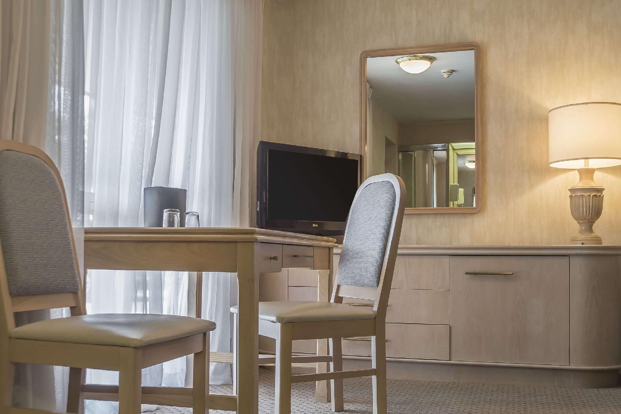 2 Double Beds, Nonsmoking