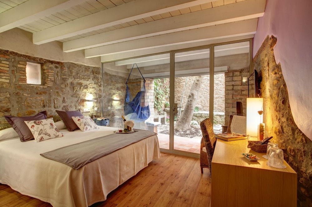 Room - 1 Twin, Garden View, Balcony
