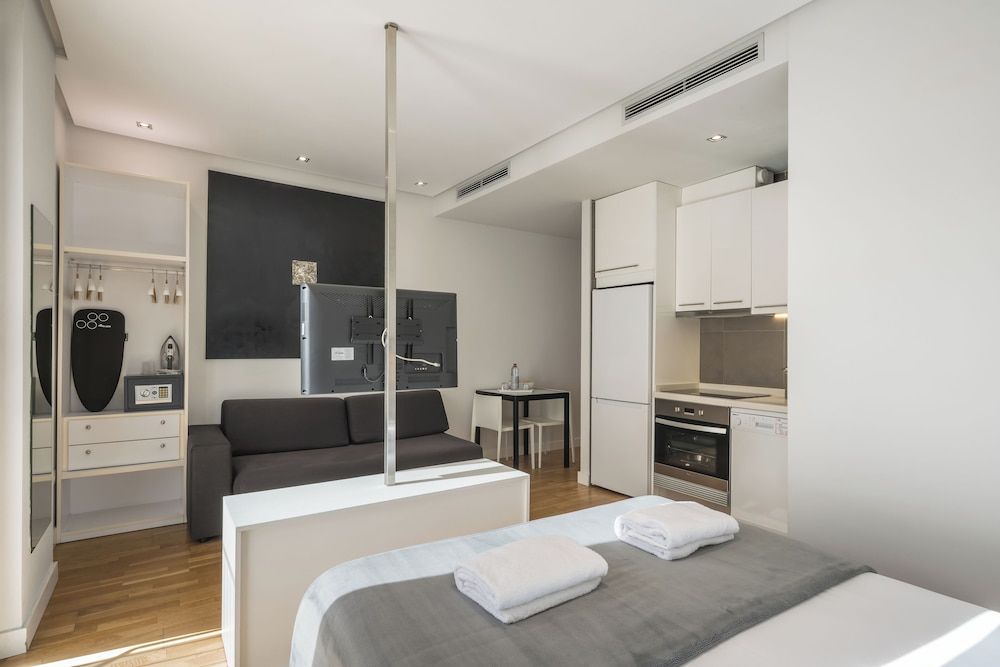 Mon Suites Catedral Studio, 1 Queen Bed 2