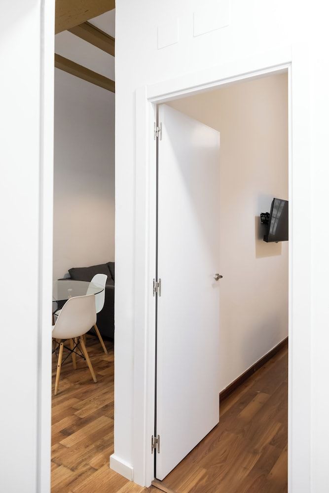 Down Town 13 Apartments Apartment, 1 Bedroom 25