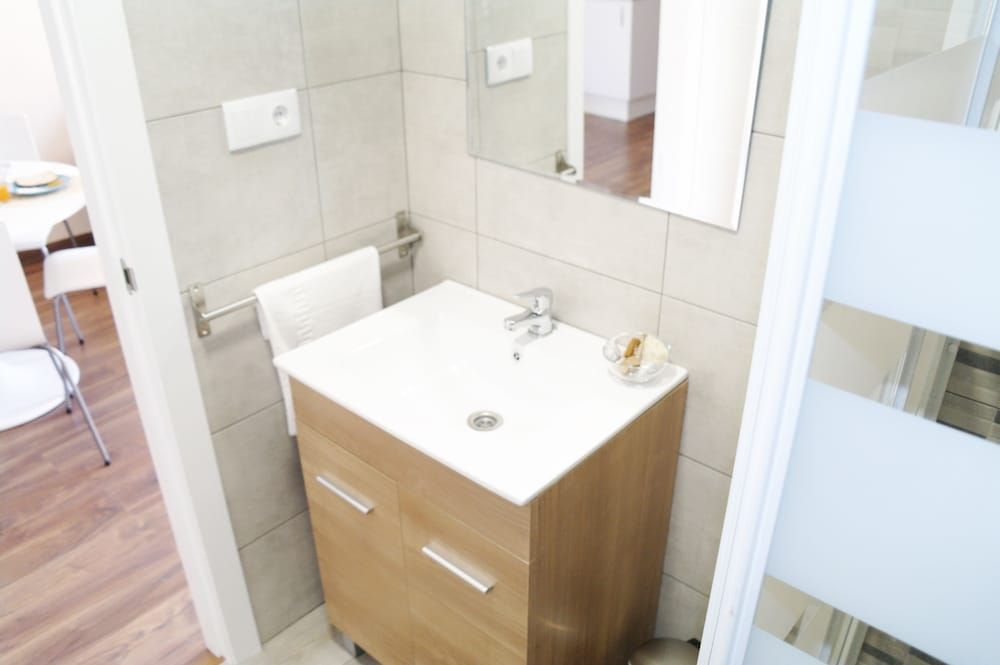 Down Town 13 Apartments Apartment, 2 Bedrooms 5