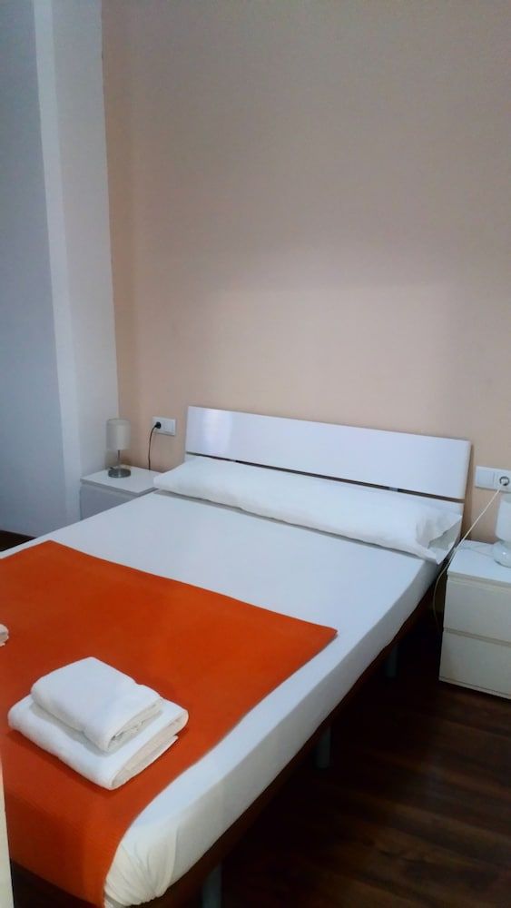 Down Town 13 Apartments Apartment, 2 Bedrooms 3