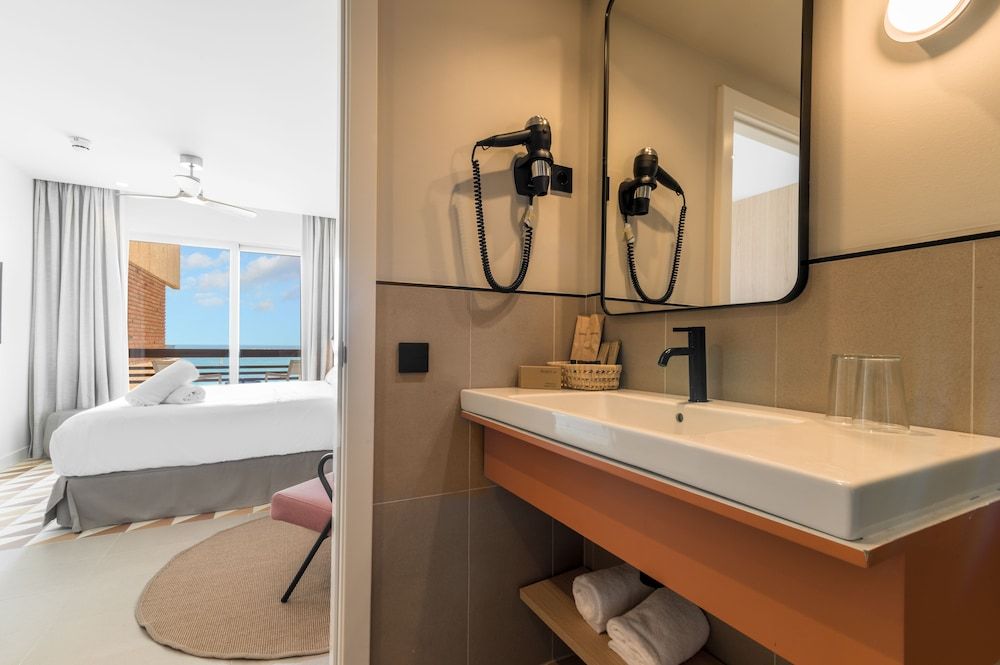 Akquaaa Boutique Hotel Superior Double Room, Sea View 4