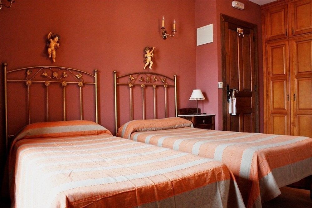 Posada Rural Ochohermanas Double or Twin Room 3
