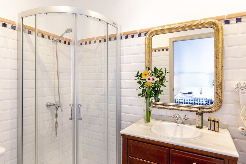 Art Boutique Hotel Chamarel Economy Double or Twin Room 7