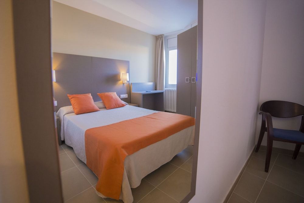 Hotel Risech Economy Double or Twin Room 3