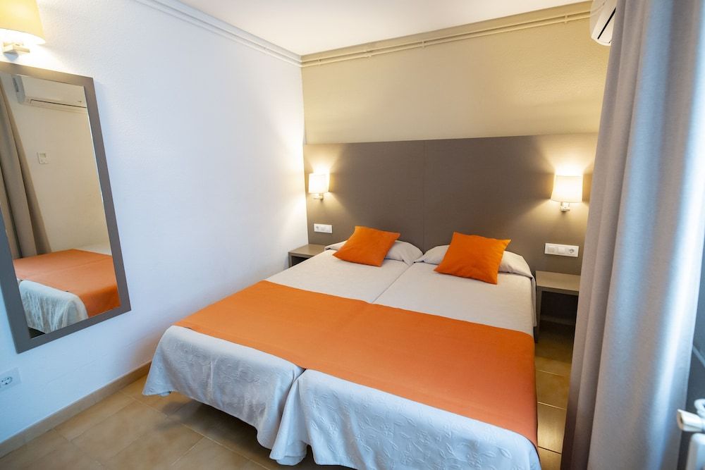 Hotel Risech Economy Double or Twin Room 6