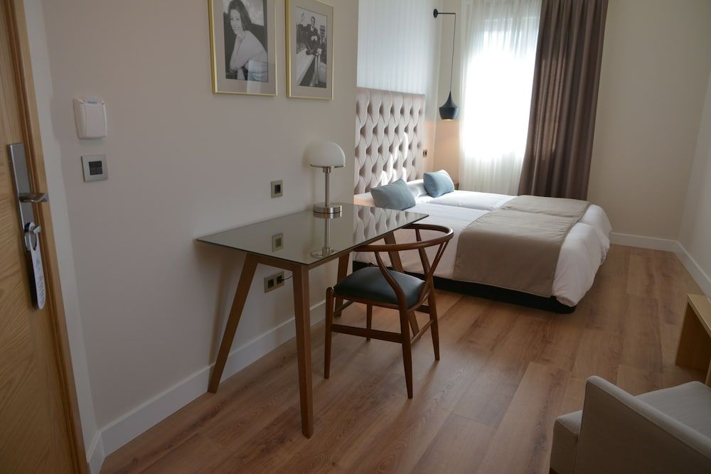 Hotel Real Segovia Superior Room 2