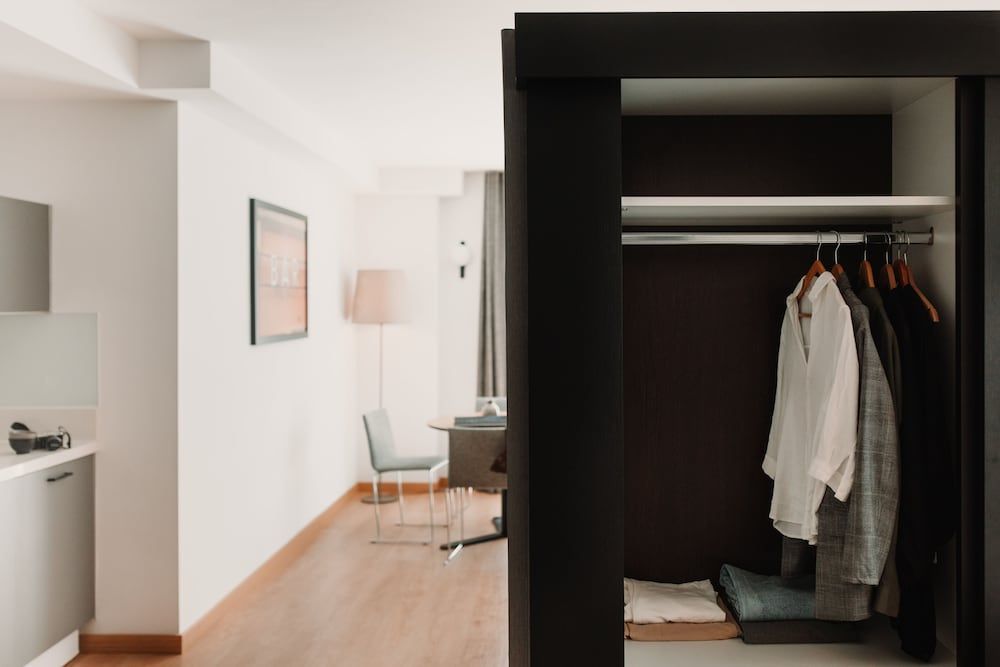 Parker The Urban Flats Loft (2 Adults + 1 Child) 20