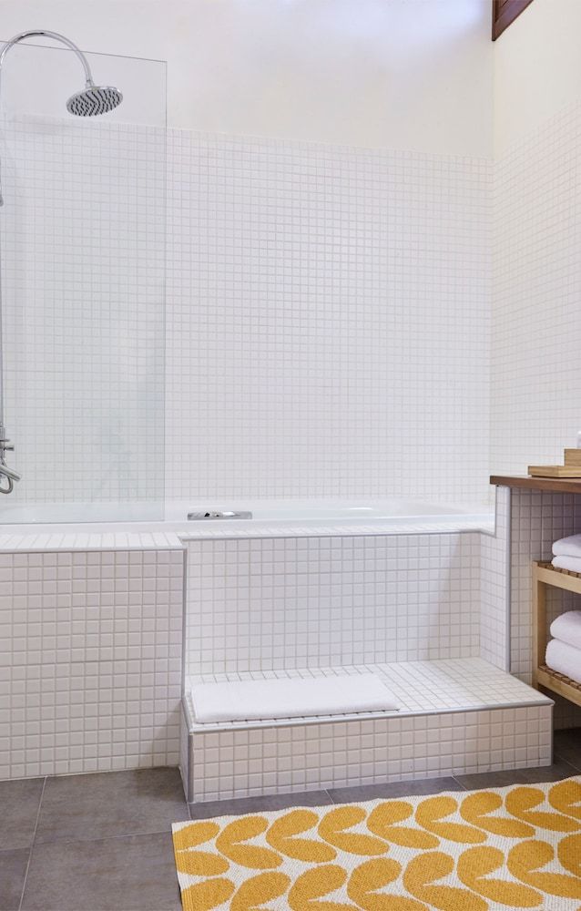 undefined 60 Balconies Design 10