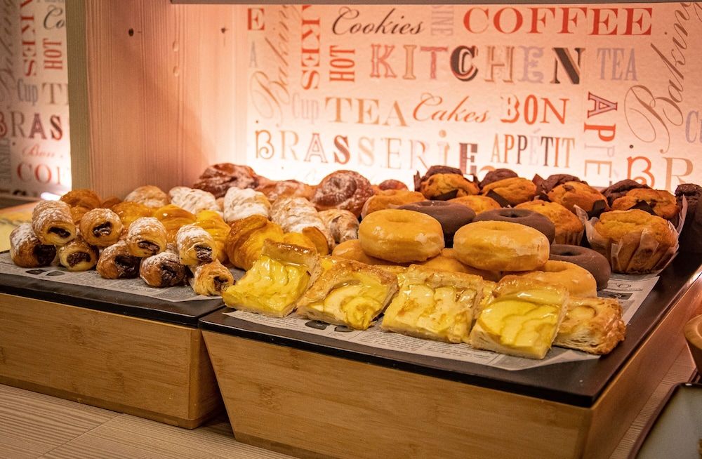 undefined Hotel Mediterraneo Valencia 10