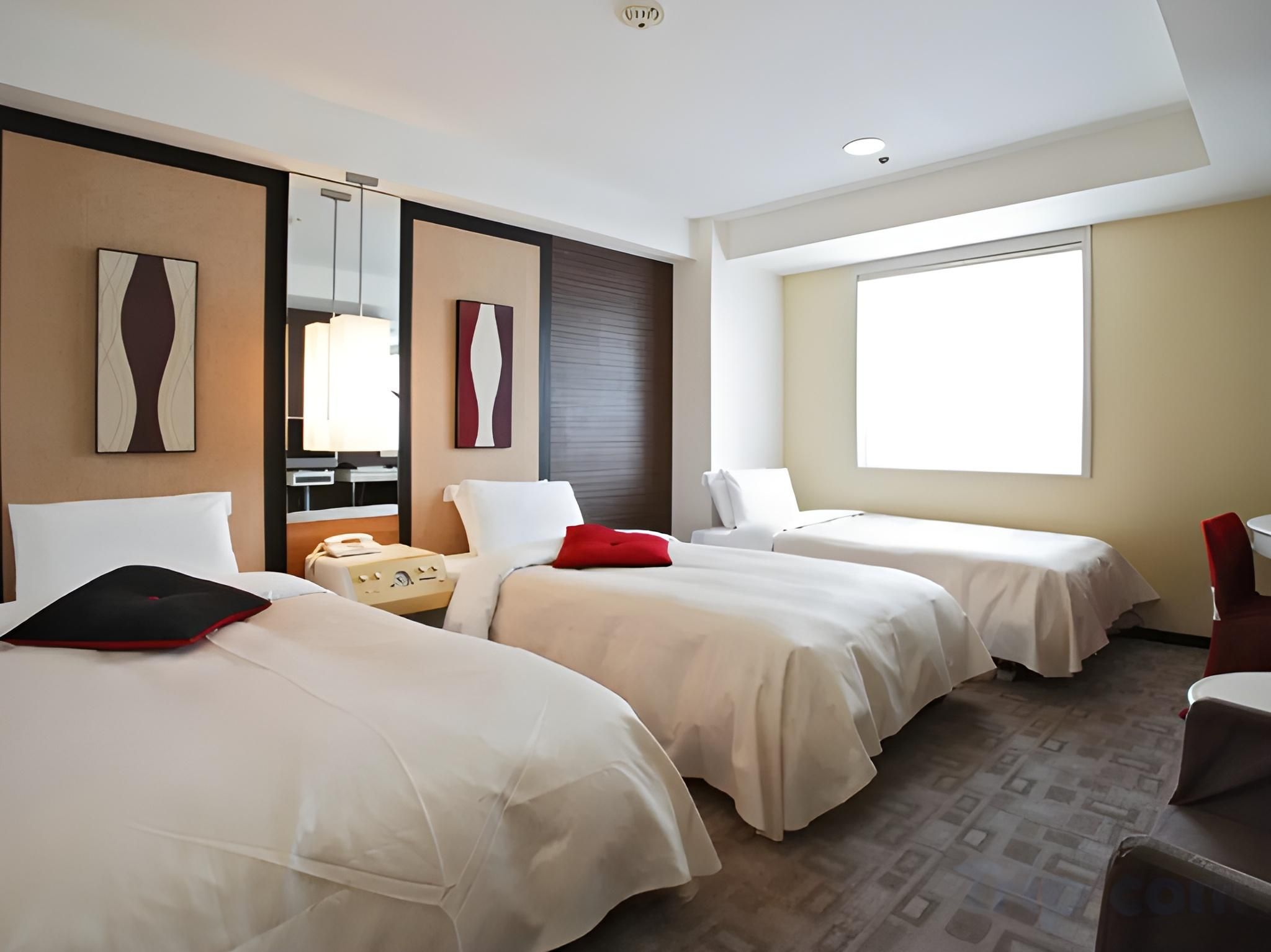 Moderate Triple Room - Smoking