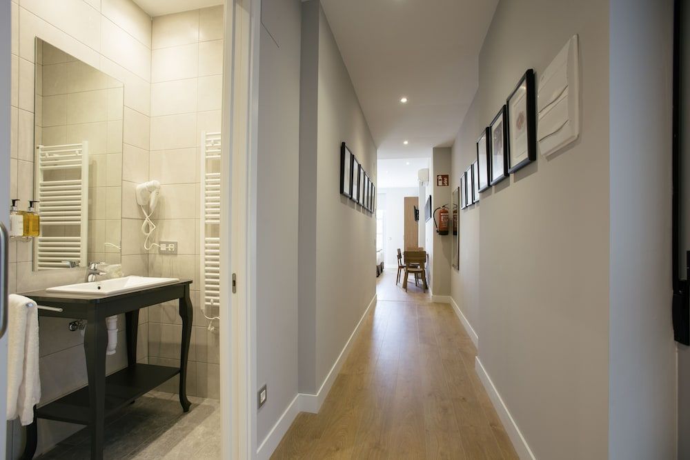 Legazpi Doce Rooms & Suites Family Studio Suite, 2 Bedrooms 6