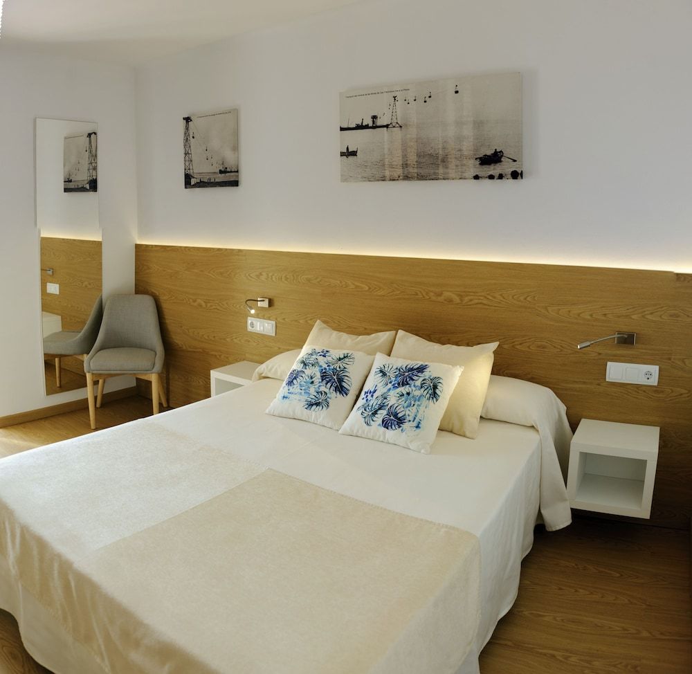 Premium Triple Room, Sea View (2 adults and 1 child)
