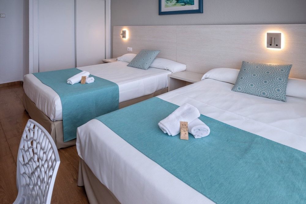 Junior Suite, Balcony (3 Adults and 1 Child)