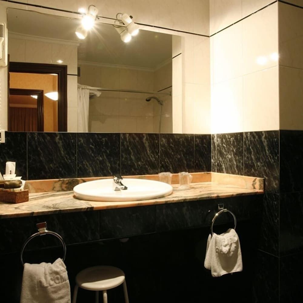 Hotel Alcomar Standard Twin Room 4