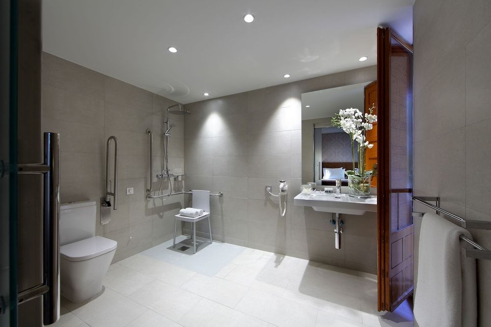 Exe Casa de Los Linajes Double Room (Parking) 5