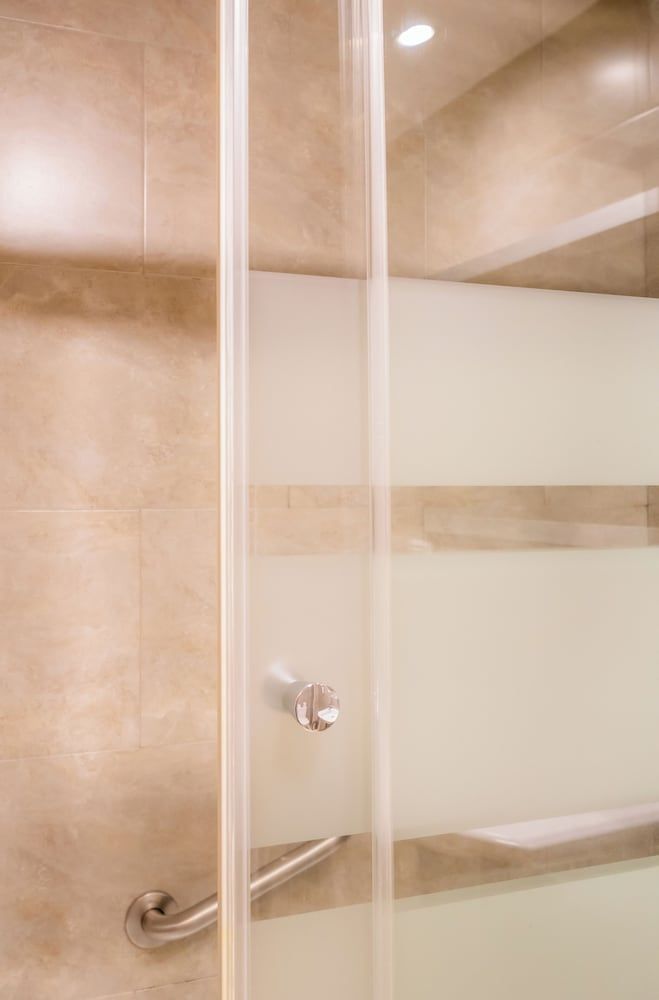 Hotel La City Estación Double Room, 3 Twin Beds 6