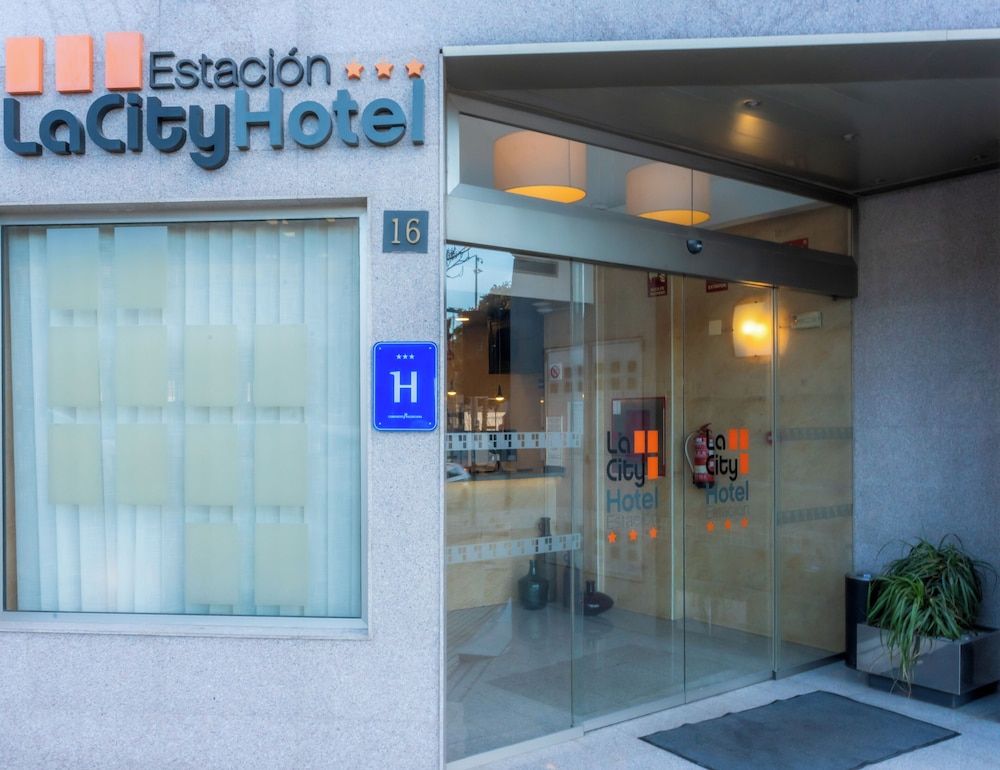 undefined Hotel La City Estación 8