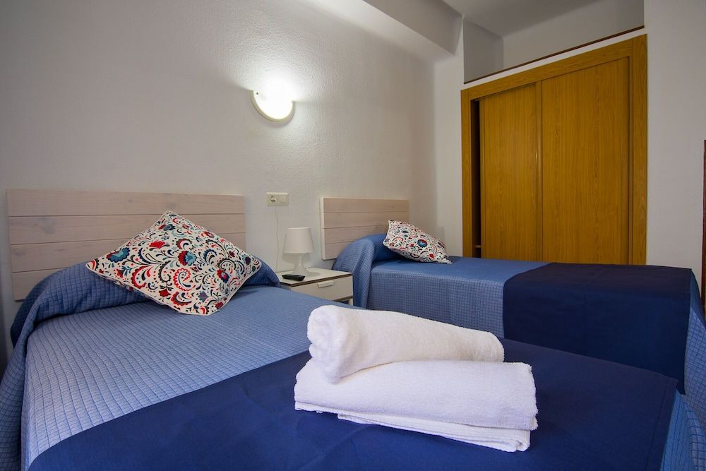 Hostal Guillot Double Room 3