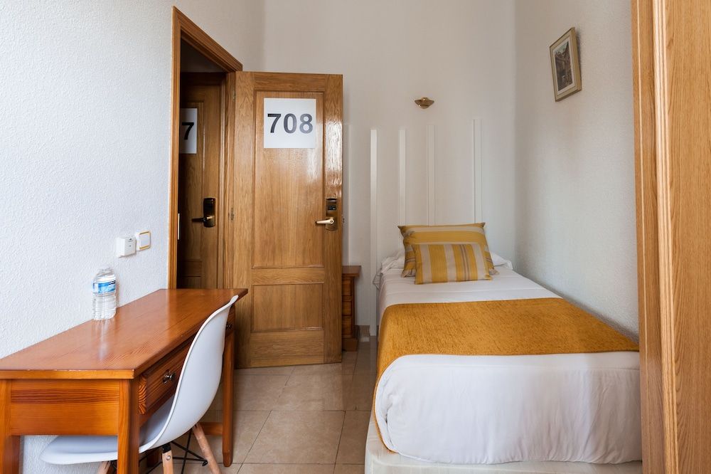 undefined Hostal Josefina 3